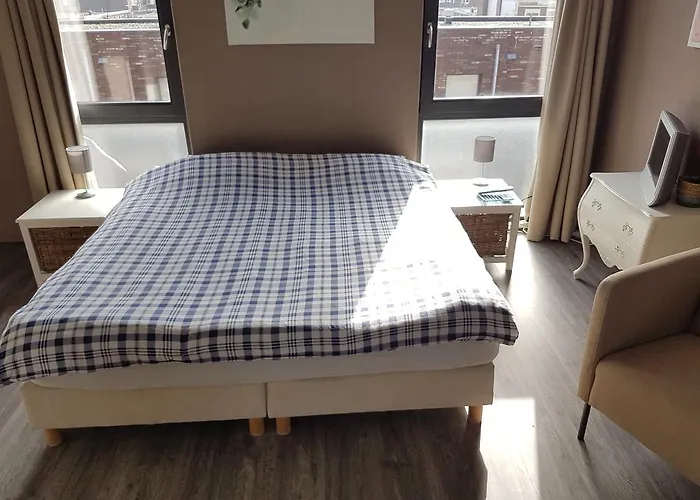 Bed & Breakfast Beach 3*