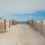 ベッド・アンド・ブレックファスト Beach